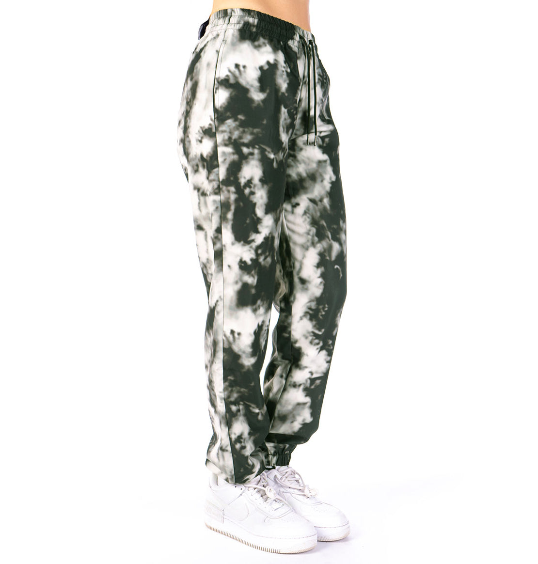 Skull N' Roses nylon pants