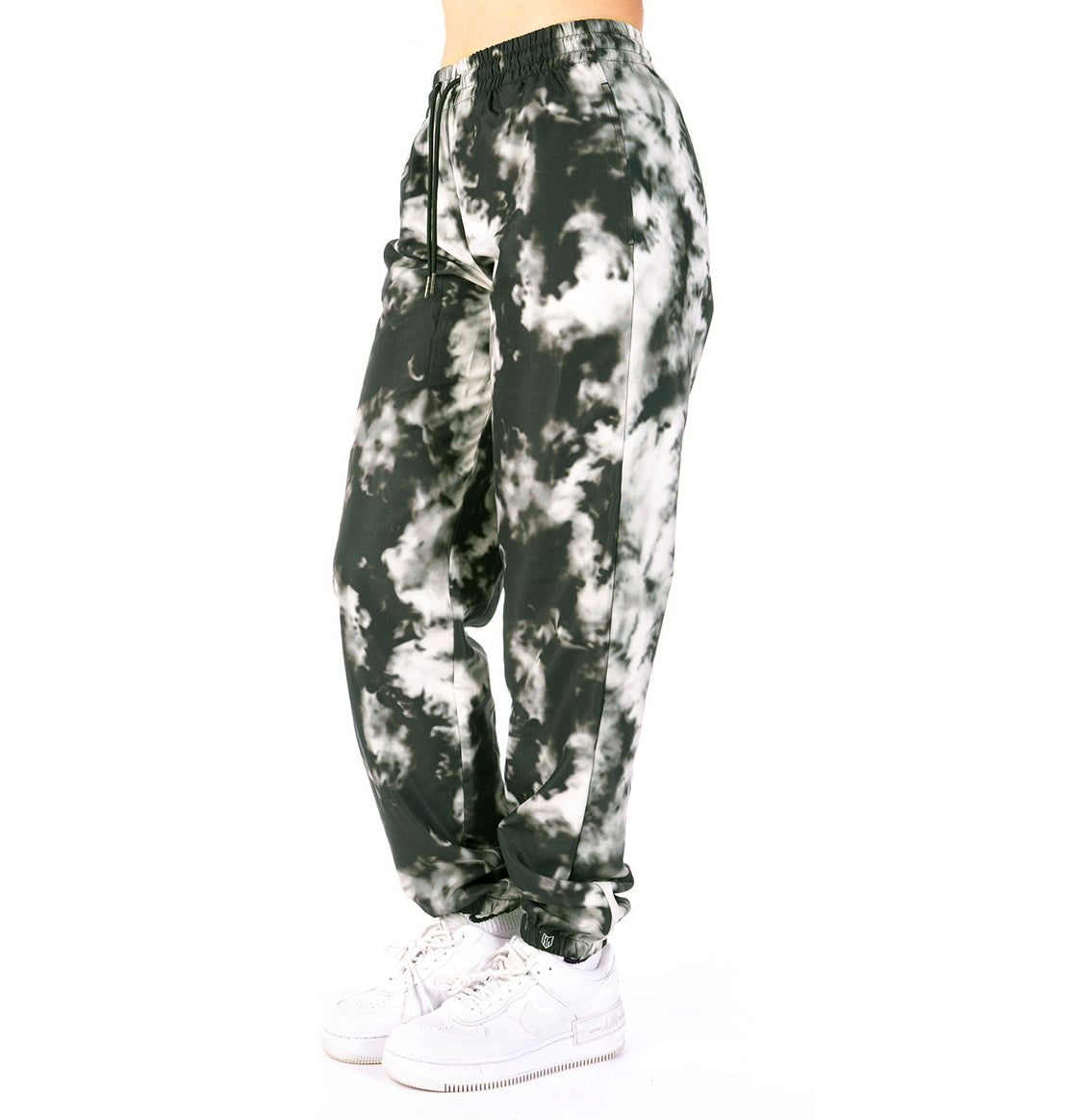 Skull N' Roses nylon pants